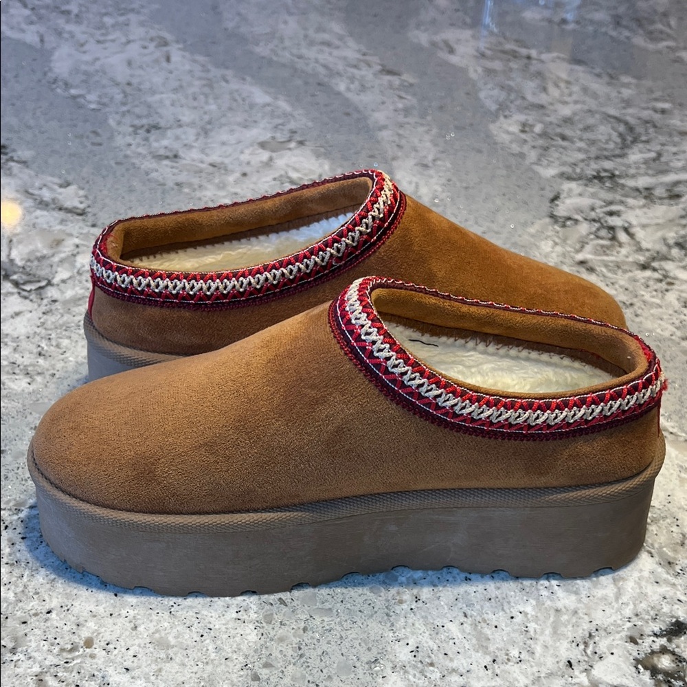 NEW LOVE Tan Platform Mules Size 9.5 - Picture 9 of 13